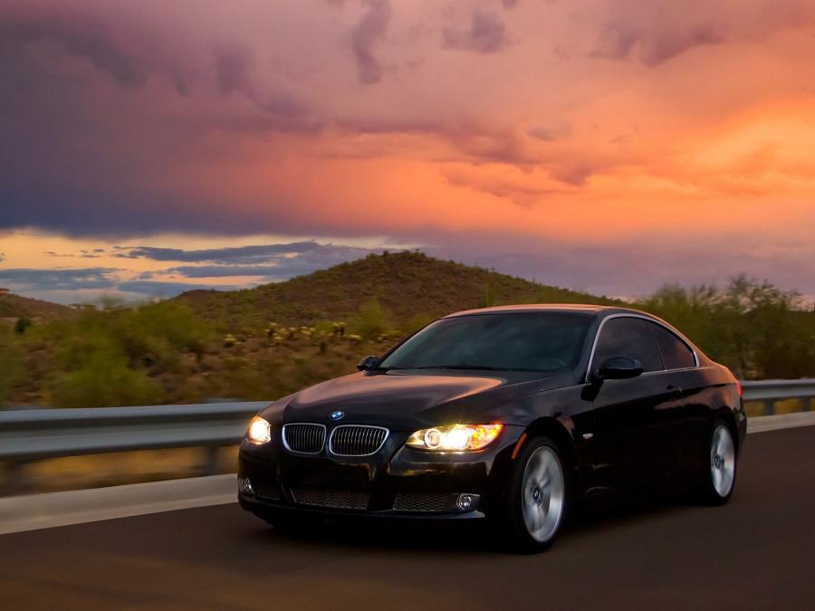  BMW 335i Coupe 2007 года  (US) (фото 13 из 16)